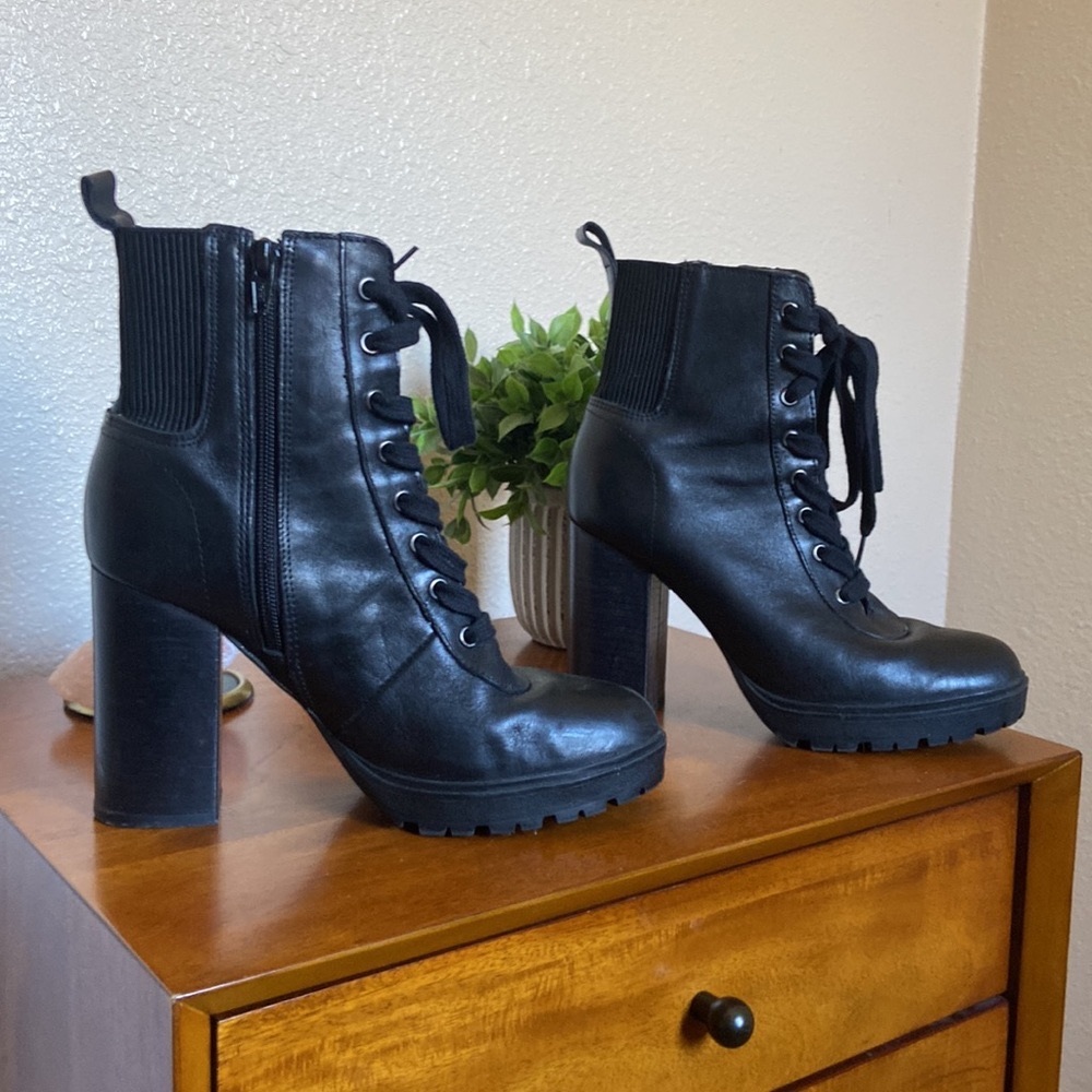 Steve madden ankle booties boots lace up boots